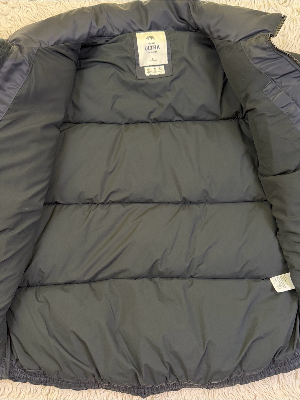 Abercrombie and Fitch The A&F Ultra Collection Puffer Jacket - Picture 9 of 12